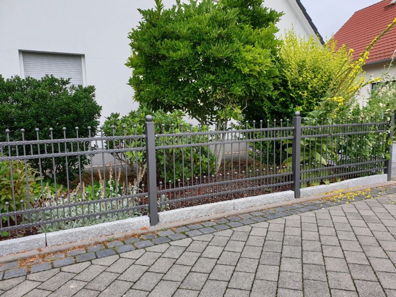 Aluminum Fence Installation in Des Moines, IA